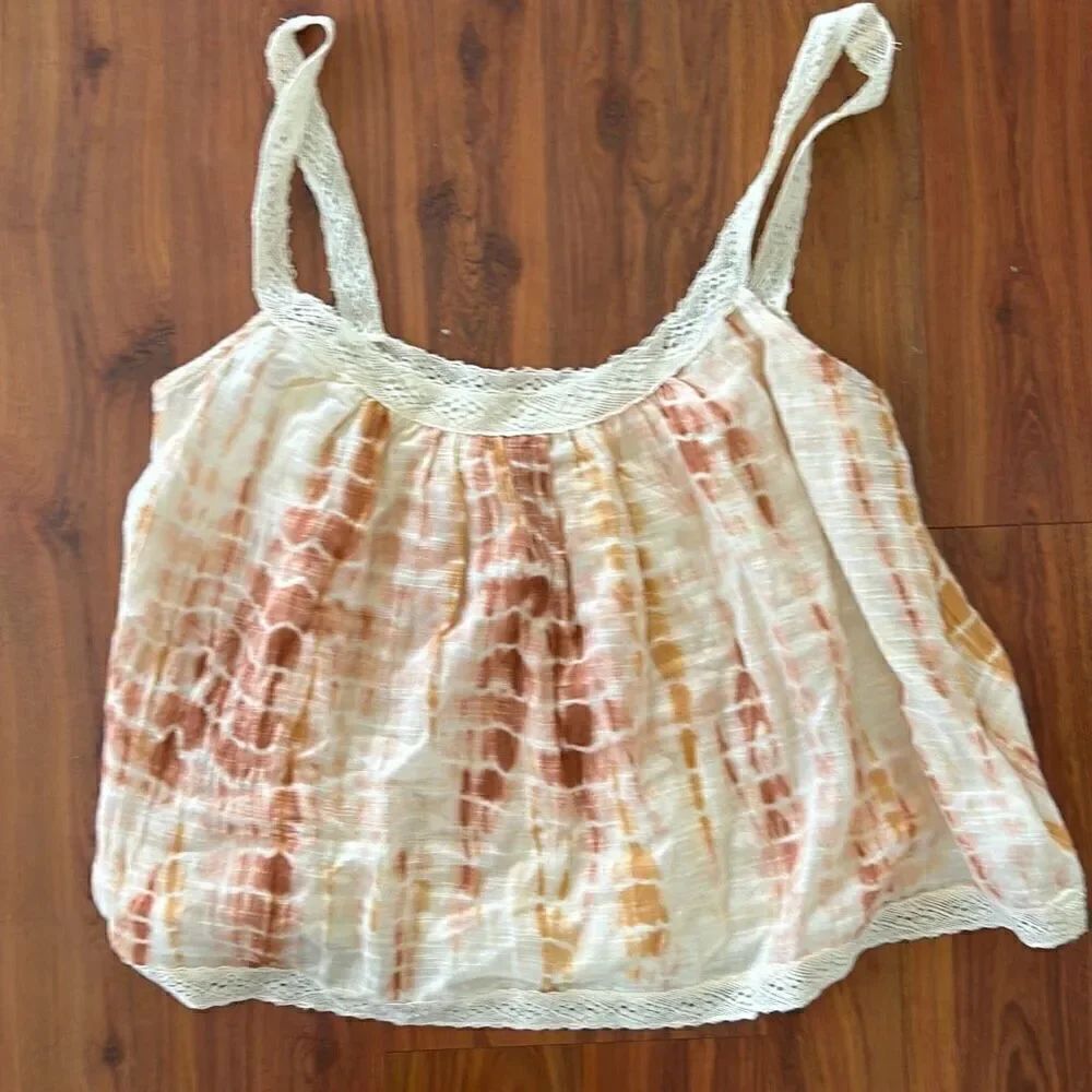 Lucky Brand cream and rust tie-dyed lightweight gauze cropped shirt tank top wit